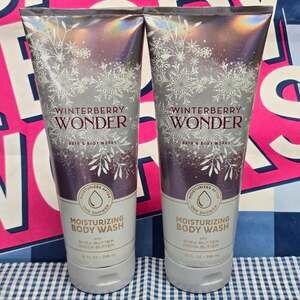 BBW Winterberry Wonder Moisturizing Body Wash w. Shea & Cocoa Butter 2 10 fl oz.
